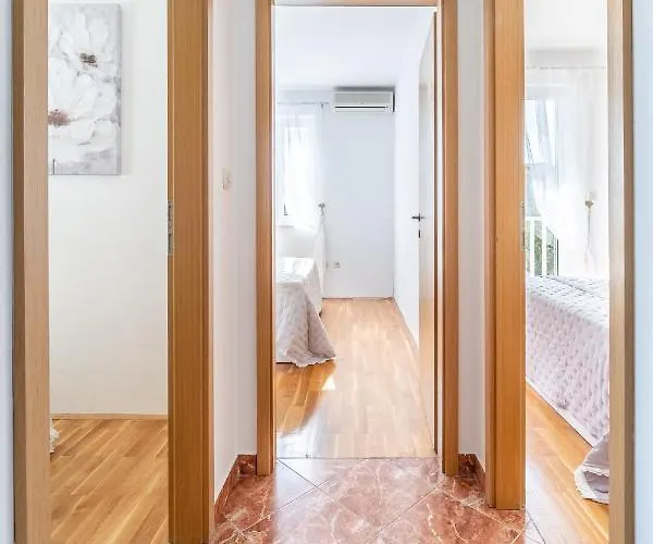 Mia Appartement Sutivan